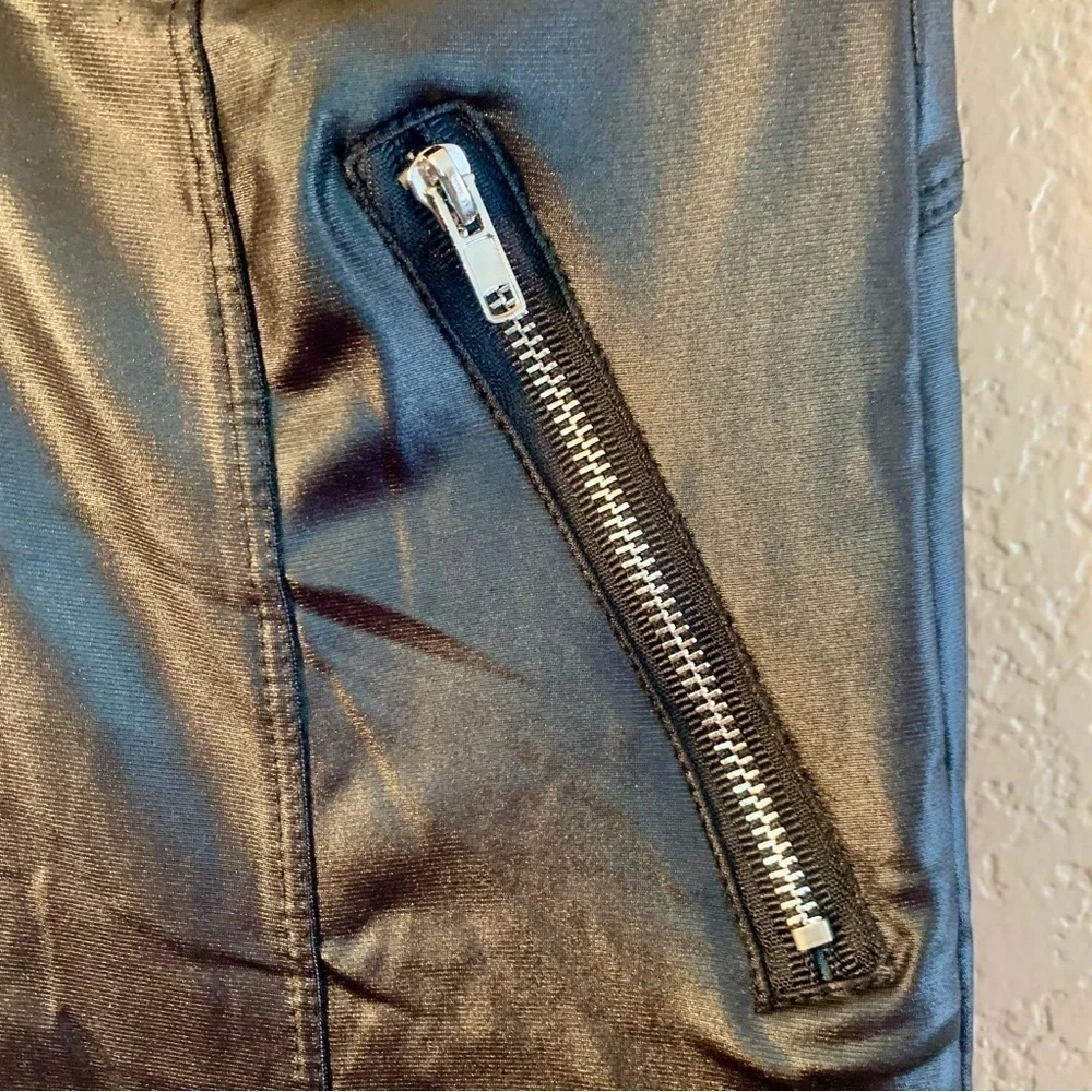 NWT Wila Leggings OSFM Vegan Leather Black Elastic Waist Zippered Pocket NEW - Picture 6 of 12